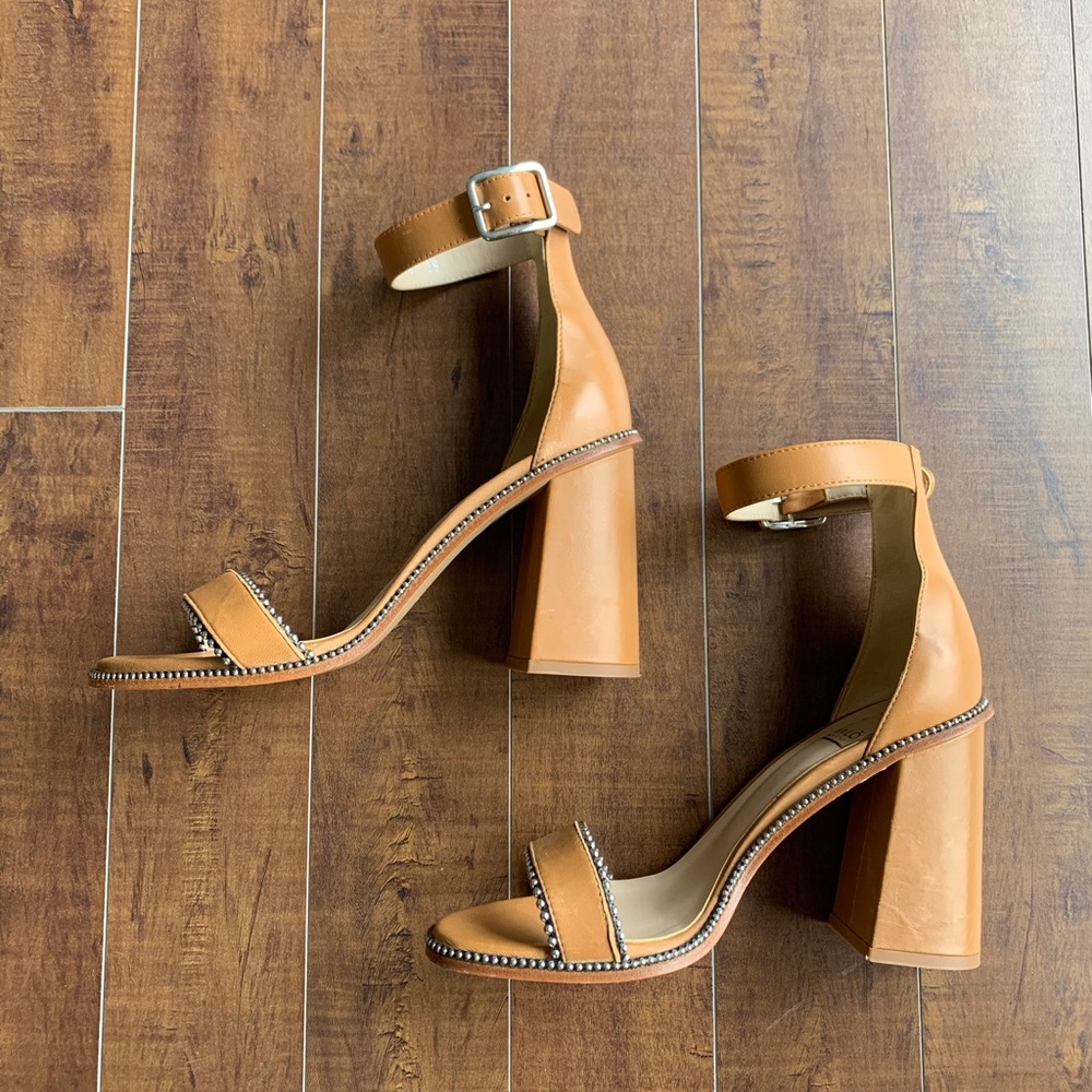 Genuine Leather VERO CUOIO Heels